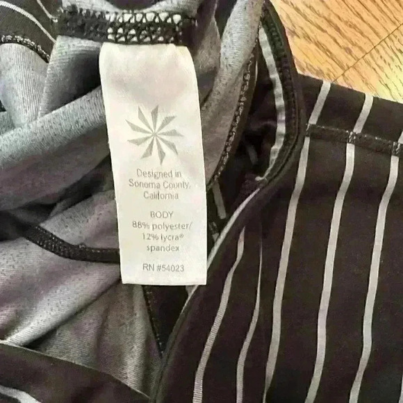 Athleta Black and Gray Stripe Leggings Size Small - Picture 3 of 5